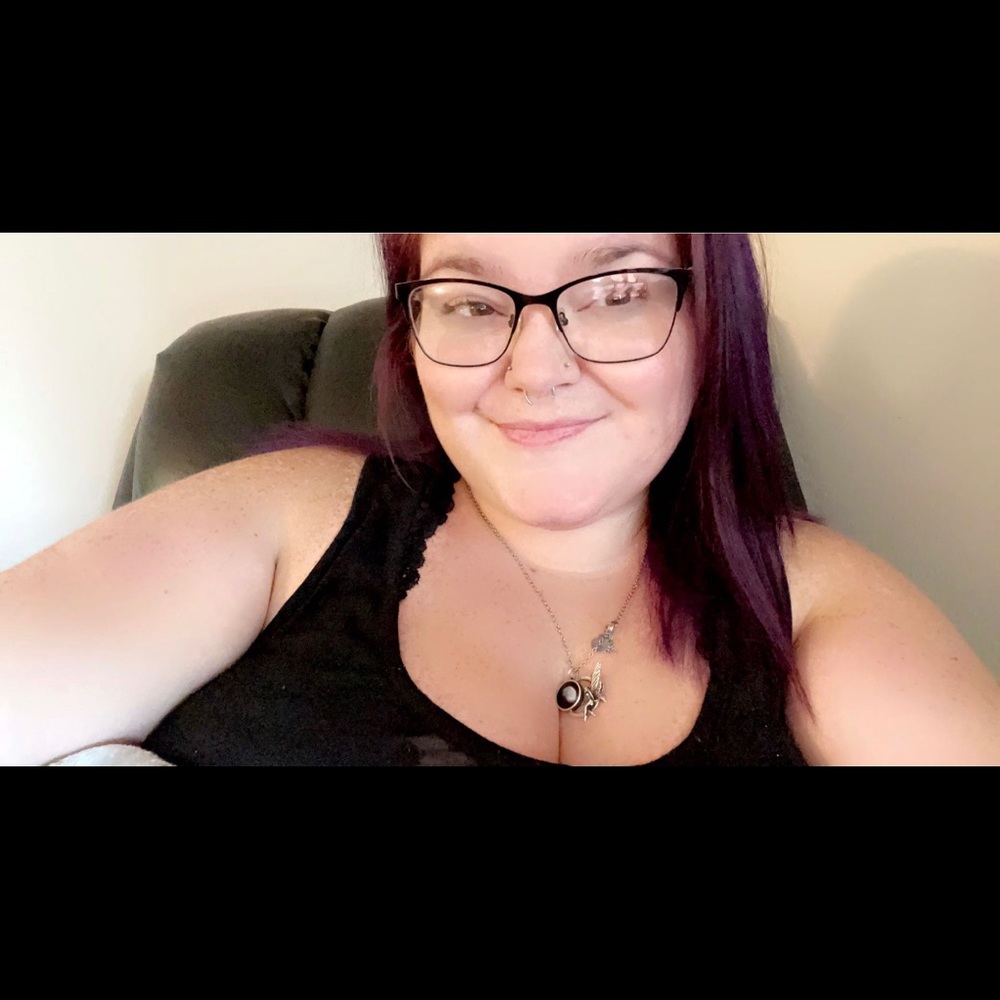 Meet your Posher, April